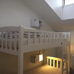  Hostel Royal