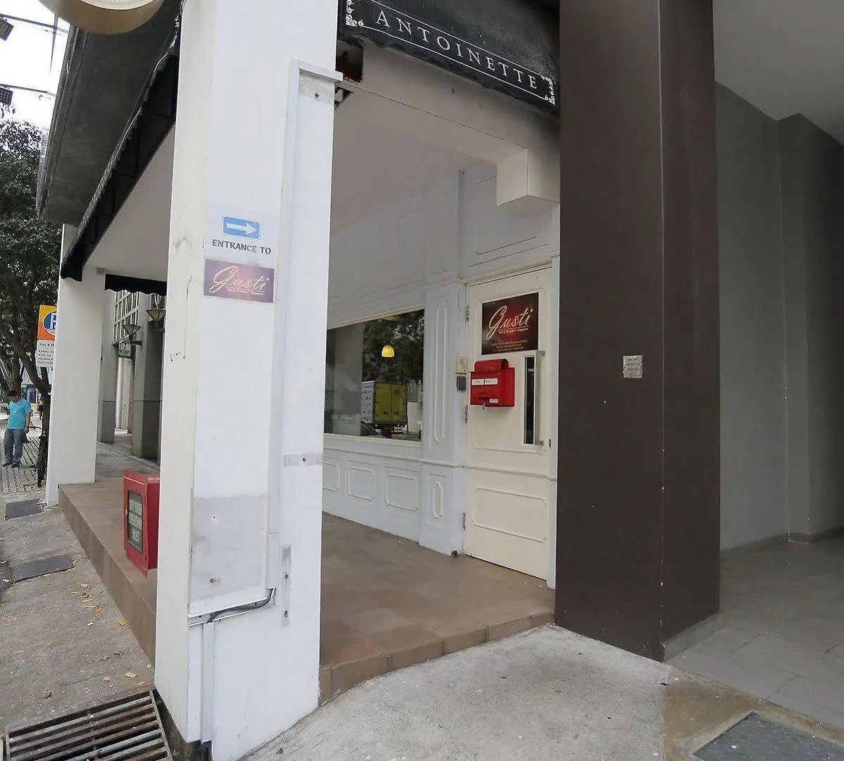 Hostel Gusti Bed & Breakfast Singapore