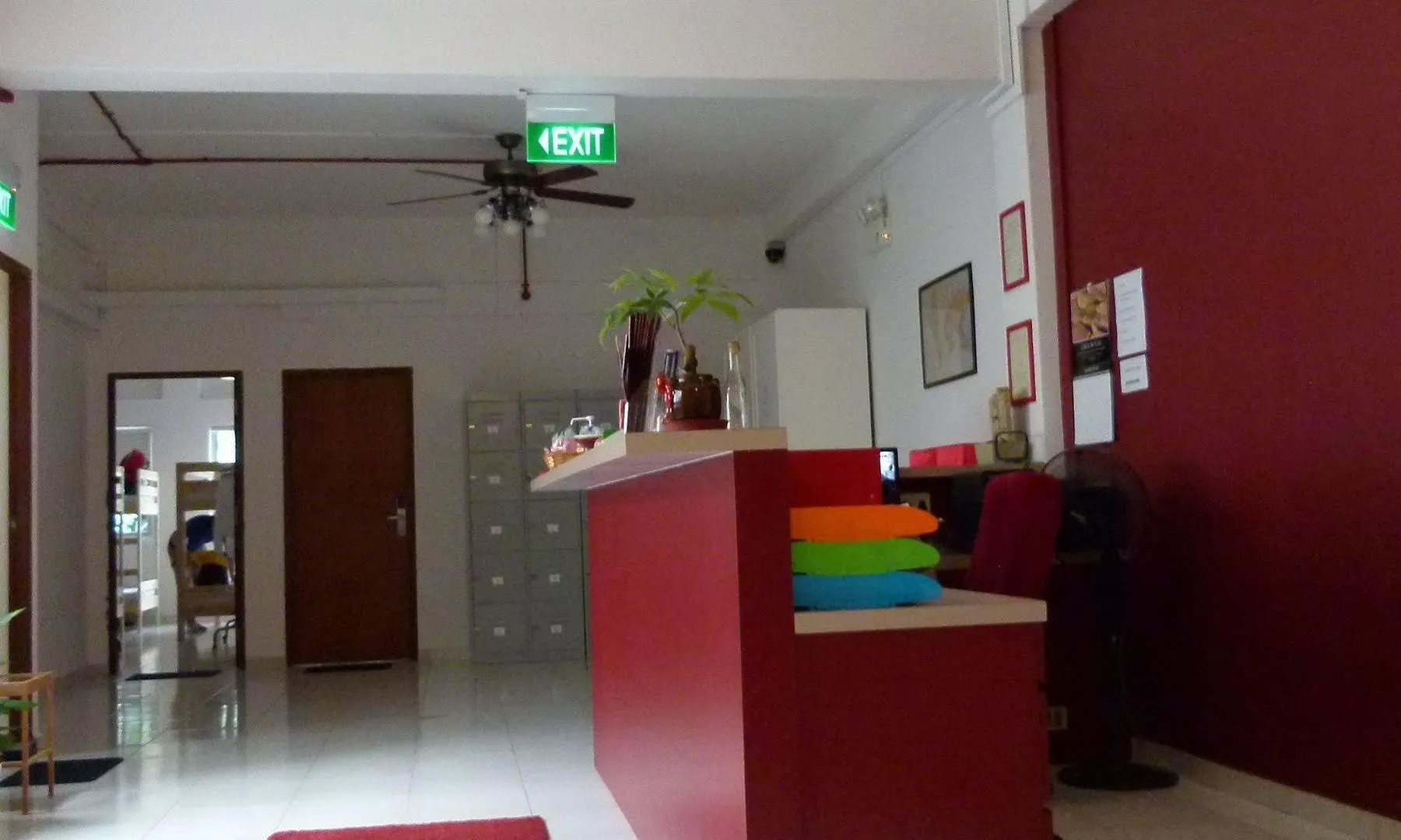 Gusti Bed & Breakfast Singapore Hostel