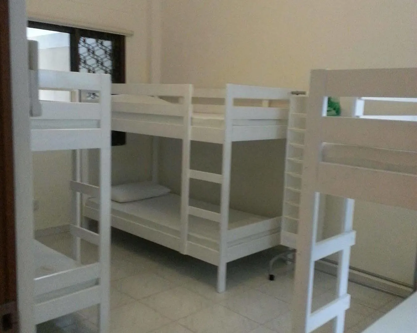 Gusti Bed & Breakfast Singapore