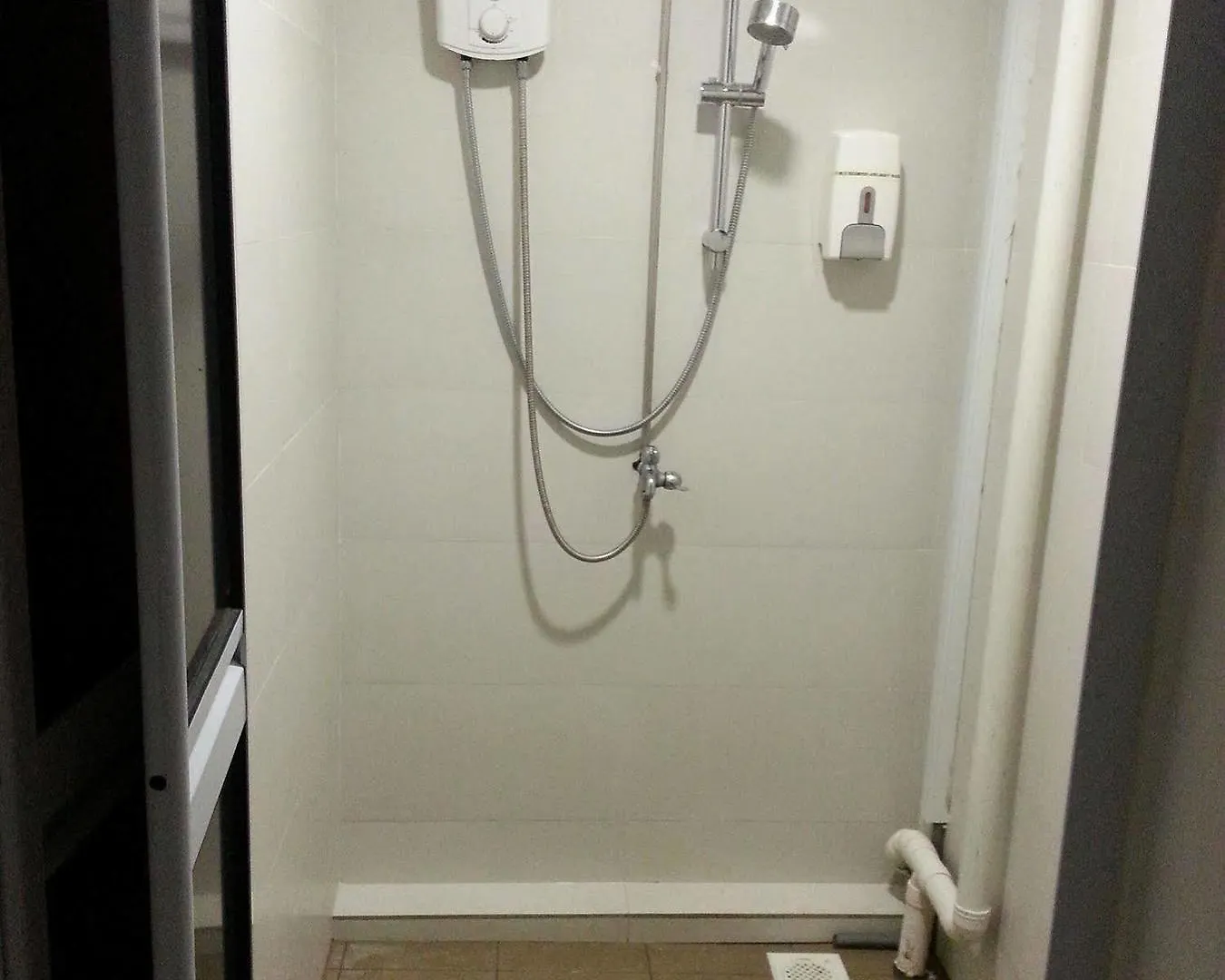 Hostel Gusti Bed & Breakfast Singapore