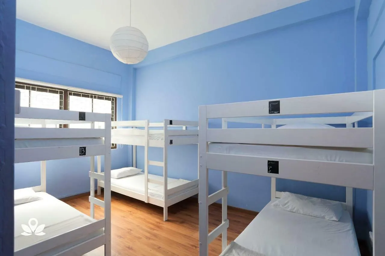 Gusti Bed & Breakfast Singapore location